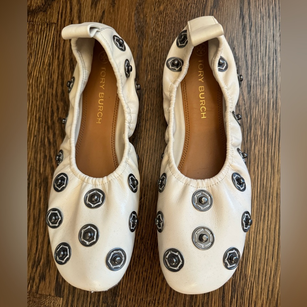 Tory Burch ivory 8.5 flats